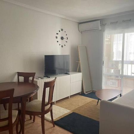 Cozy Apartment 5 Mins To Beach 托雷维耶哈 外观 照片
