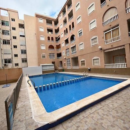 Cozy Apartment 5 Mins To Beach 托雷维耶哈 外观 照片